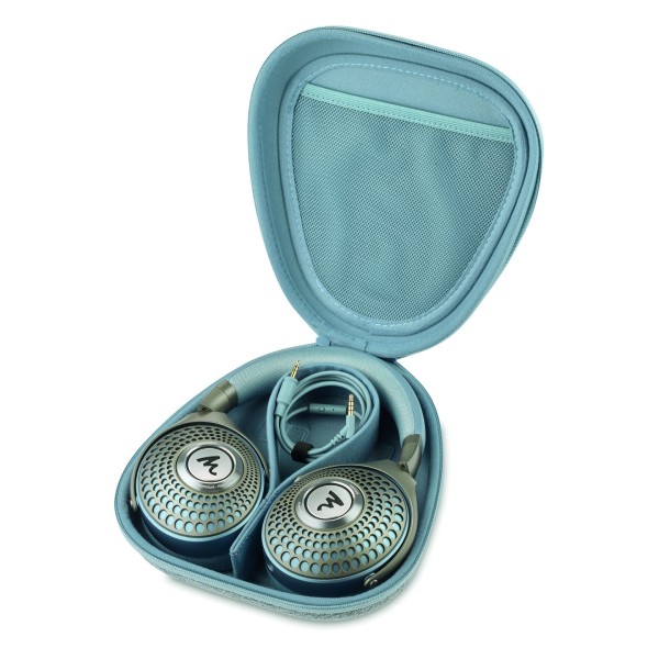 Focal Azurys Closed-Back Headphones - Accessories and Case