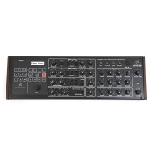 Behringer PRO-800 Analog 8-Voice Polyphonic Synthesizer - Secondhand