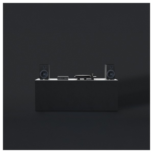 Pro-Ject Colourful Audio System 2, Satin Black - Beauty Image