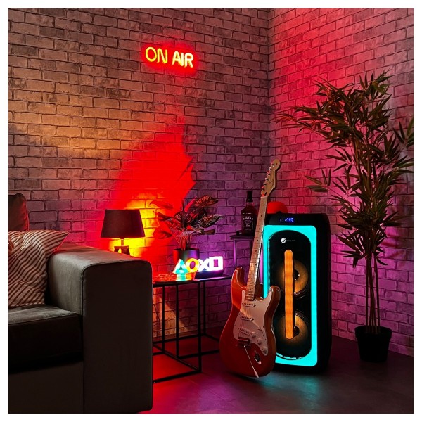 Juke-808-Portable-Karaoke-Speaker-LIfestyle