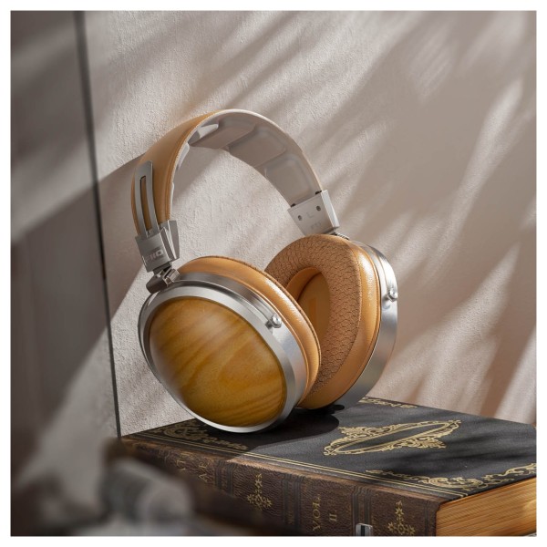 FiiO FT1 32Ω Closed-Back Headphones, Beech - Lifestyle image next to turntable