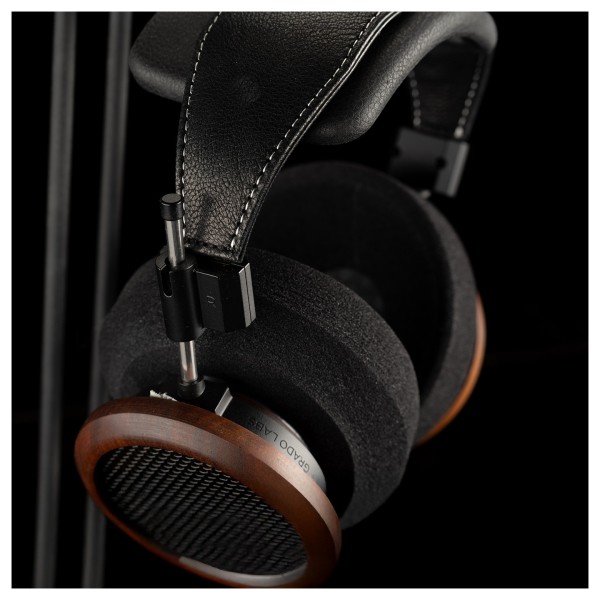 Grado Signature S950 Open-back Headphones, Brazilian Walnut - lifestyle 2
