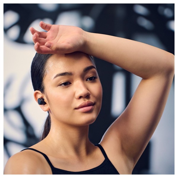 Panasonic RZ-B120WDE Digital Wireless Stereo Earphones, Black - Lifestyle Image, exercise, water and sweat resistance