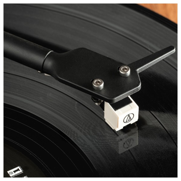Pro-Ject E1 Phono Turntable, AT3600L Cartridge up-close