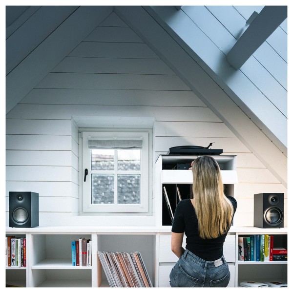 Pro-Ject Colourful Audio System E