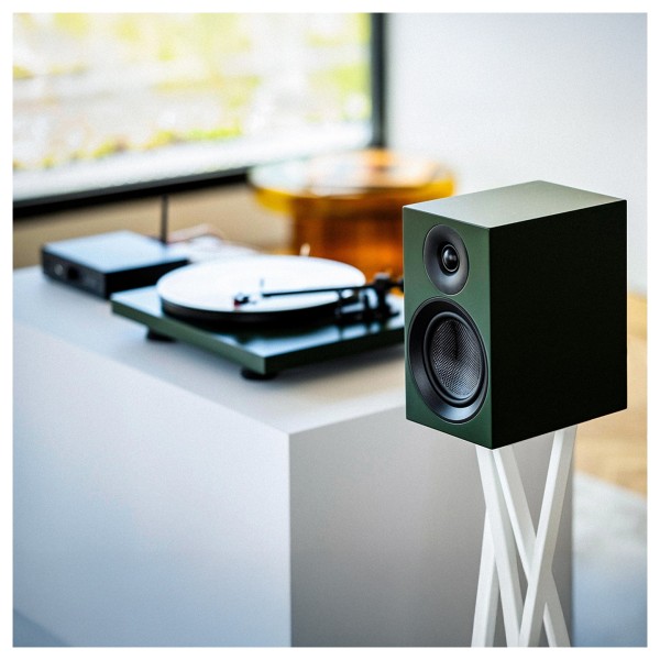Pro-Ject Colourful Audio System E - lifestyle 3 