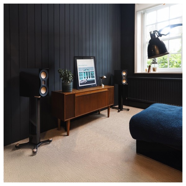 Monitor Audio Studio 89 Bookshelf Speakers (Pair), Black - lifestyel 2 