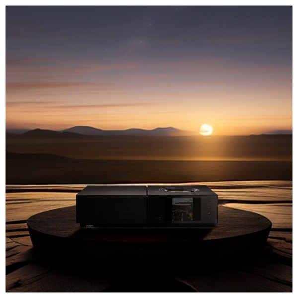 Naim Uniti Nova Audiophile All-in-One System - lifestyle 1 