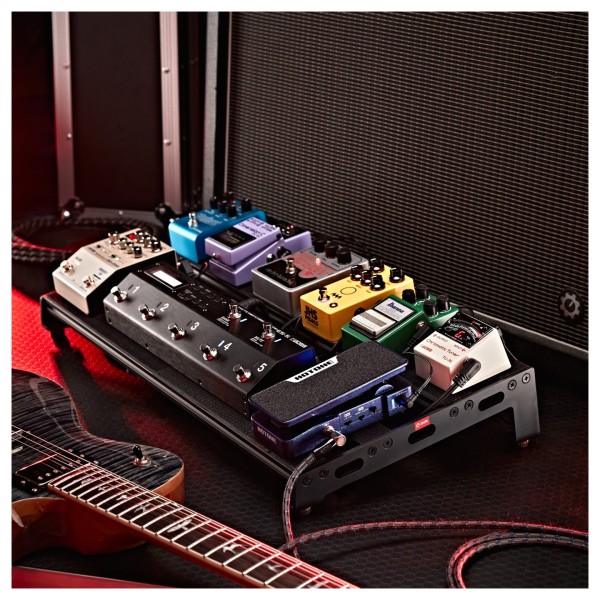G4M Pedalboard with Integrated Power Supply, Large