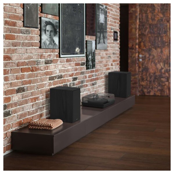 WiiM Vibelink Amplifier, Ultra Streamer, and Klipsch R-60M Speaker Hi-Fi Bundle - r60 lifestyle