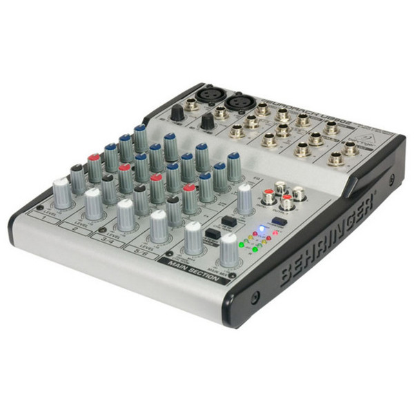 Behringer Eurorack UB802 Mixer