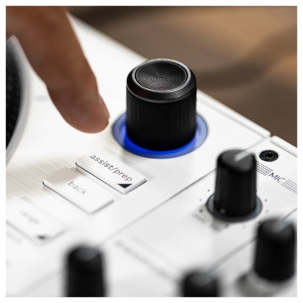 Hercules DJ Control Inpulse T7 - Lifestyle 2