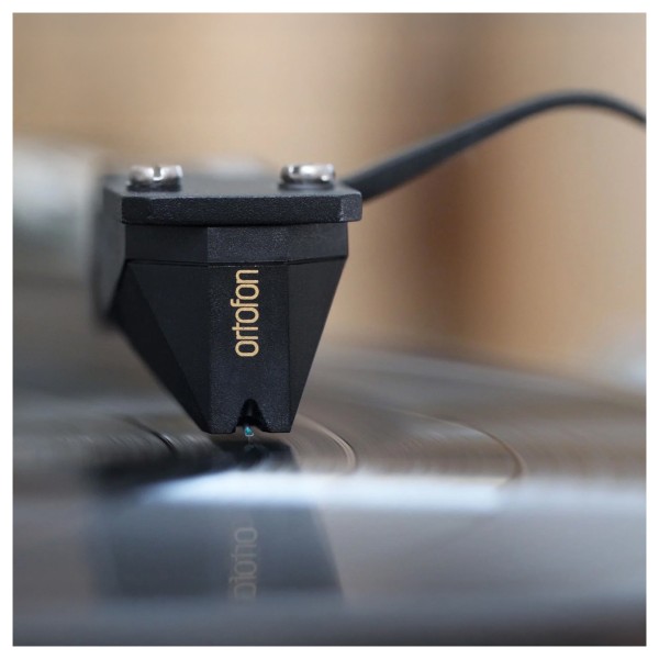 Ortofon 2M Black Moving Magnet Cartridge - Lifestyle Image, front view, mounted to tonearm
