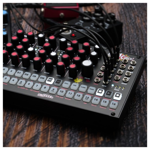 Cre8audio Boom Chick Desktop Drum Machine - Lifestyle