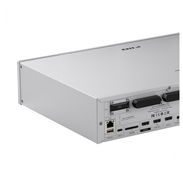 FiiO S15 Audio Streamer, Silver - rear detail with service port