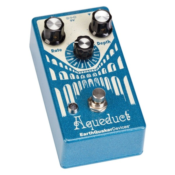Earthquaker Devices Aqueduct Vibrato  - side 