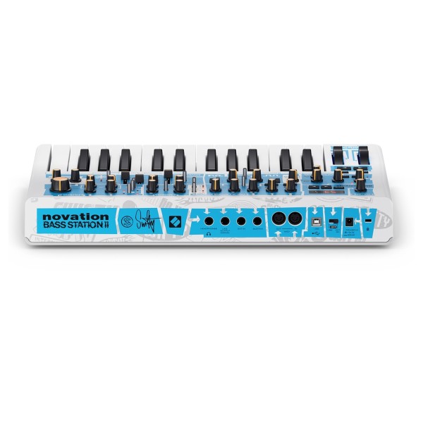 Novation Bass Station II Swifty Edition at Gear4music