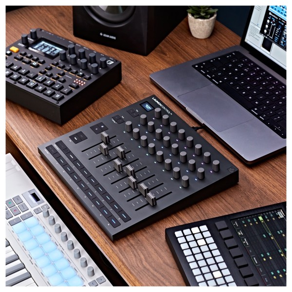 Novation Launchcontrol XL 3 at Gear4music