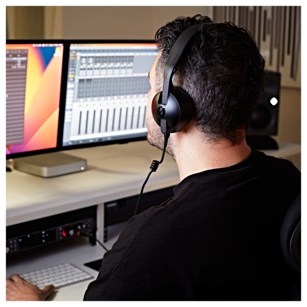 Rode NTH-50 On-Ear Headphones - Lifestyle