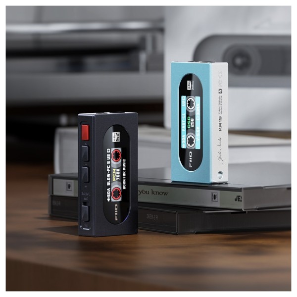FiiO KA15 Portable DAC and Headphone Amplifier, Lifestyle Image - Colour comparison