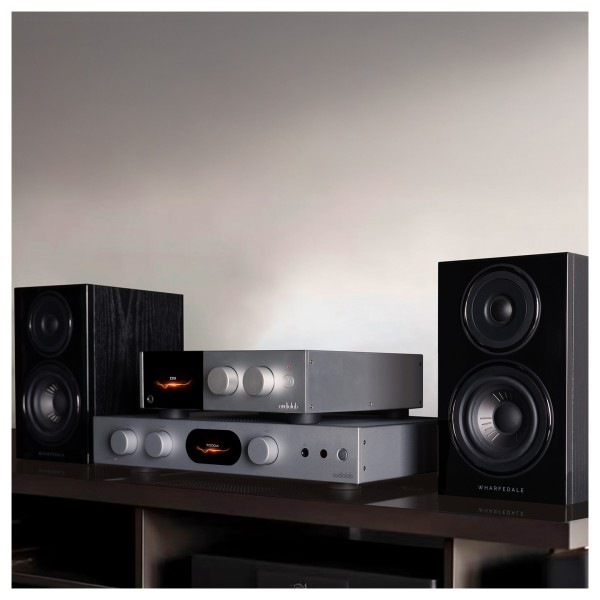 Audiolab D9 DAC, Silver - part of a system 