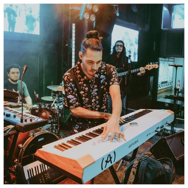 Arturia Astrolab 88-Note Stage Keyboard - Lifestyle