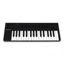 Native Instruments Komplete Kontrol M32 - Secondhand