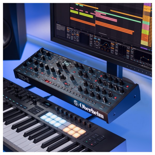 Oberheim TEO-5 Desktop Module - Lifestyle
