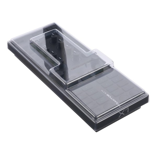 Decksaver NI Traktor X1 MK3 / Z1 MK2 Controller - Angled