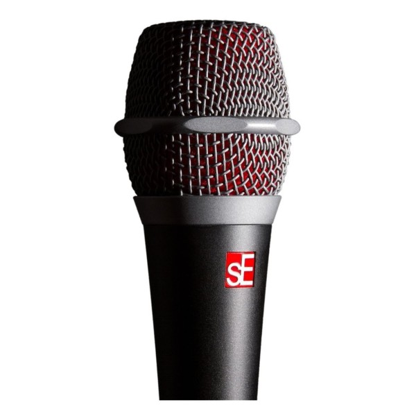sE Electronics V7 Dynamic Microphone Bundle, Closeup