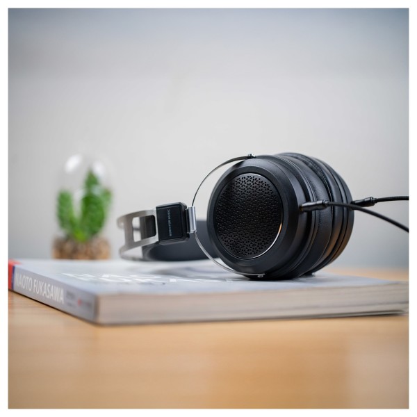 FiiO Jade Audio JT1 Headphones, Black - lifestyle 2 