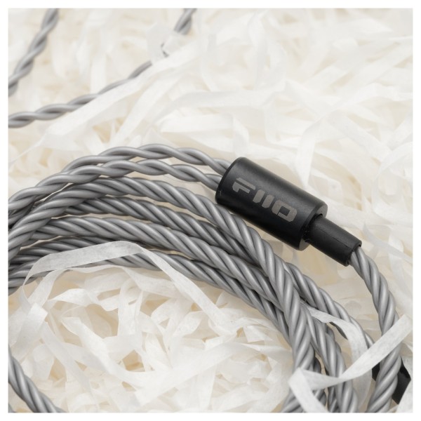 FiiO FD11 In-Ear Monitors, Beauty image, cable
