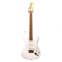 Fender Player Stratocaster PF, Polar White - Secondhand