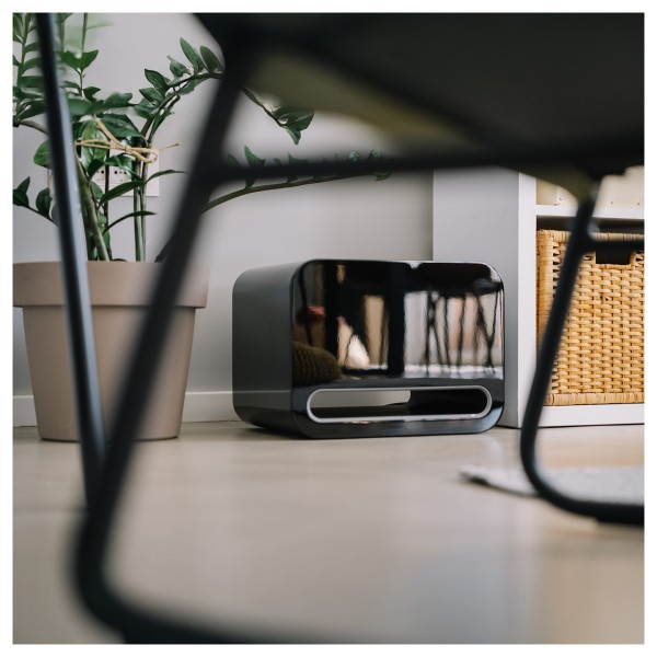 WiiM Sub Pro Subwoofer, Black - lifestyle 1