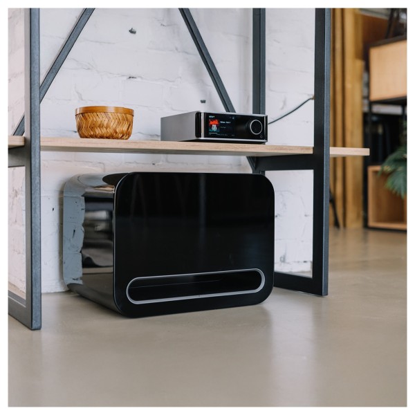 WiiM Sub Pro Subwoofer, Black - lifestyle - 4
