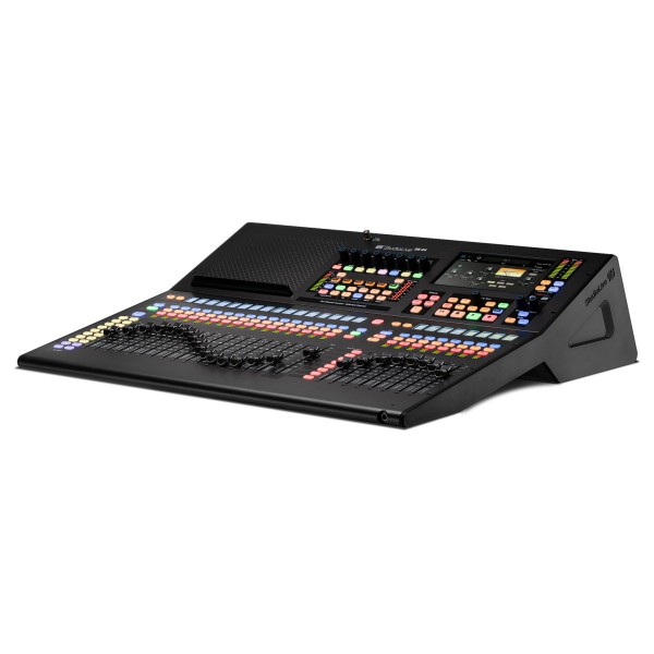 StudioLive III SE24 Digital Mixer - Angled