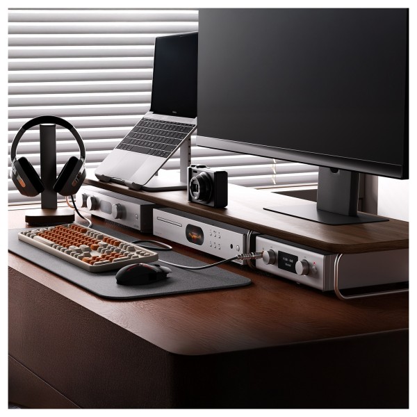 Audiolab D7 DAC, Black - lifestyle silver 2