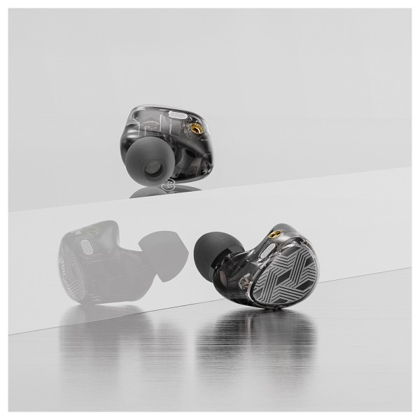 FiiO FA19 Flagship 10 Knowles BA Driver IEMs - lifestyel 1 