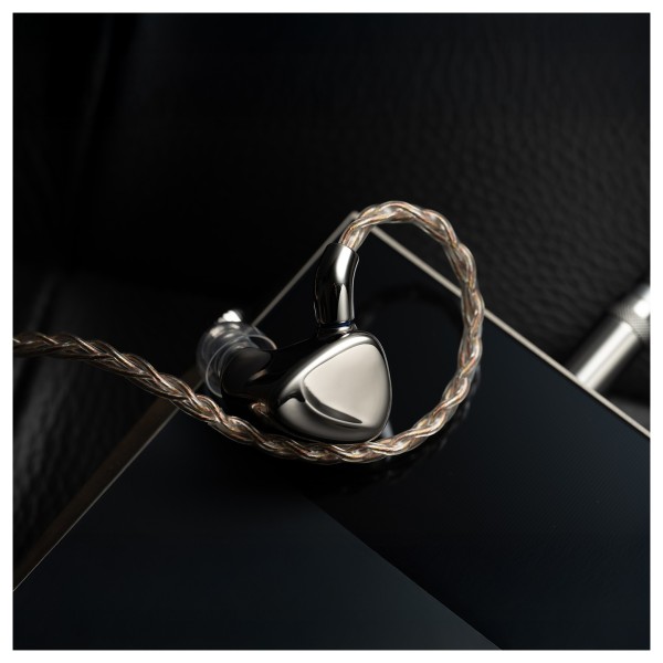 FiiO FX17 1 Dynamic, 4 BA, 8 Electrostatic Driver IEMs - lifestyle - 5