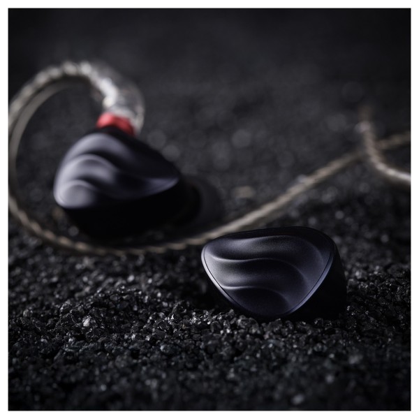FiiO FH3 In Ear Monitors - lifestyle - 3
