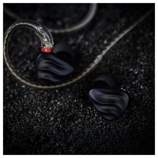 FiiO FH3 In Ear Monitors - lifestyle - 4