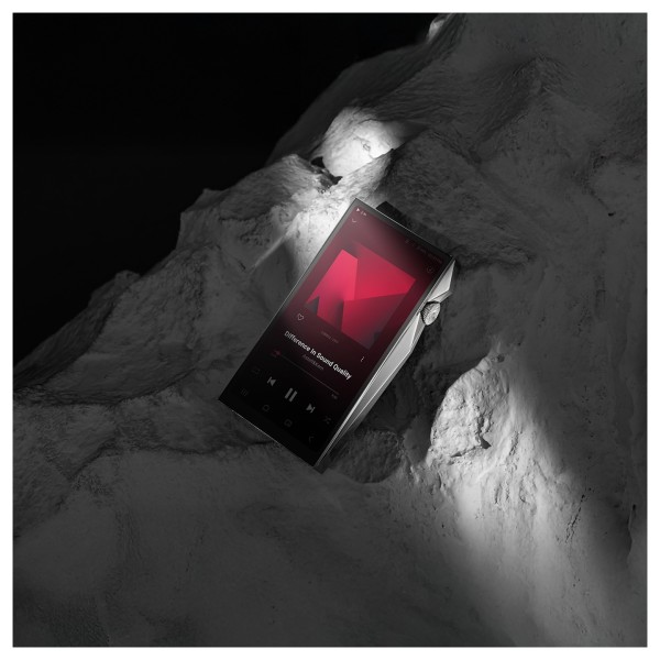 Astell & Kern A&ultima SP4000 Hi-Res Player, Black - lifestyle 4