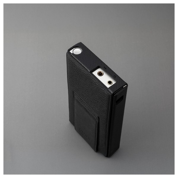 Astell & Kern PD10 Case, Burgundy - lifestyle - 11