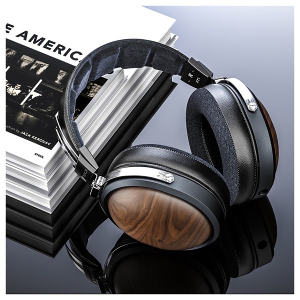 FiiO FT1 32Ω Closed-Back Headphones, Black - Beauty Image