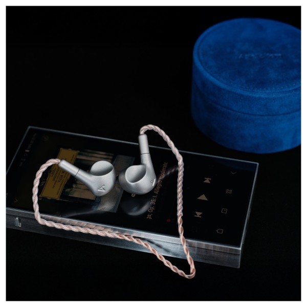 Astell & Kern Luna High End In Ear Monitors - lifestyle - 8