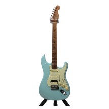 Fender FSR American Pro Stratocaster HSS Roasted MN, Daphne Blue - Secondhand