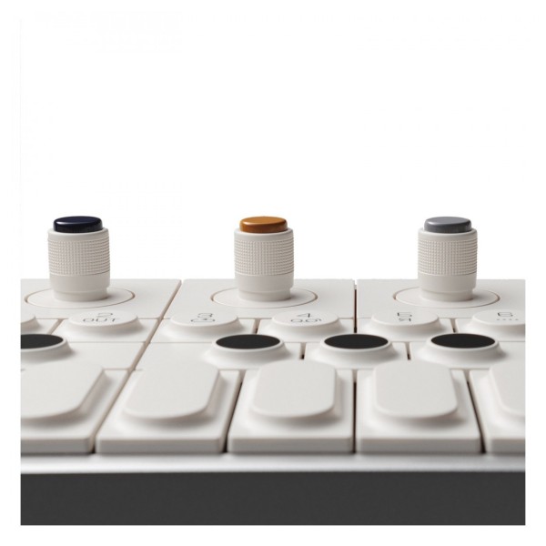 Teenage Engineering OP-1 Field System - Detail 2
