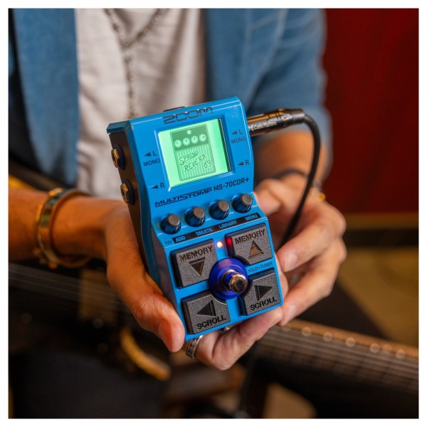 Zoom MS-70CDR+ MultiStomp Chorus, Delay and Reverb Pedal - Lifestyle 5