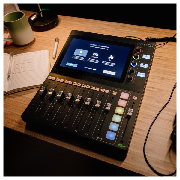 Mackie DLZ Creator Digital Streaming Mixer