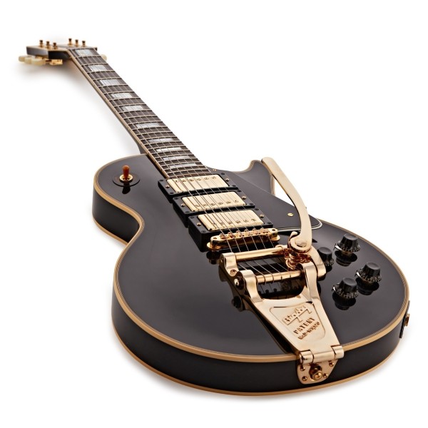 Gibson Custom 1957 Les Paul Custom Reissue 3-Pickup Bigsby VOS, Ebony #751150 - angle shot